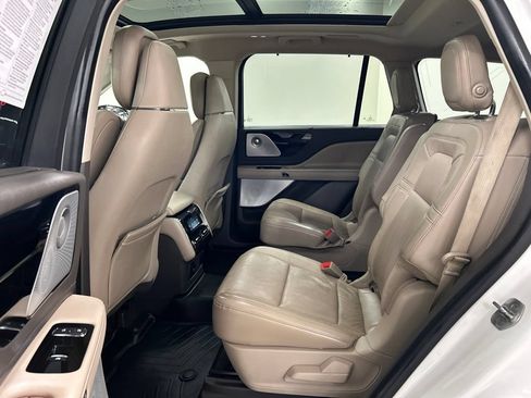 Used 2020 Lincoln Aviator Reserve w/ Equipment Group 201A AWD/4WD image 26