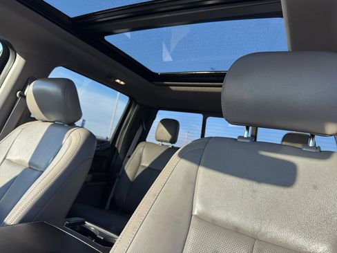 Used 2020 Ford F150 Lariat w/ Equipment Group 502A Luxury image 27