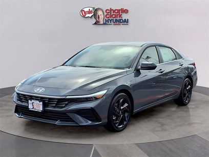 New 2026 Hyundai Elantra SEL Sport