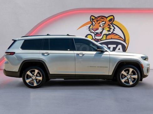 Used 2021 Jeep Grand Cherokee L Limited RWD image 5