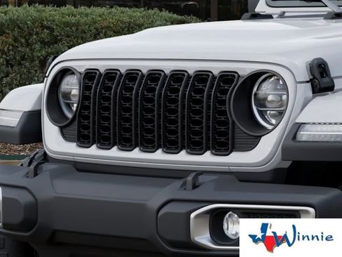 New 2026 Jeep Gladiator Sport image 13