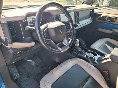 Used 2022 Ford Bronco Wildtrak image 7