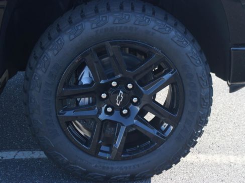 New 2026 Chevrolet Silverado 1500 Custom Trail Boss image 9