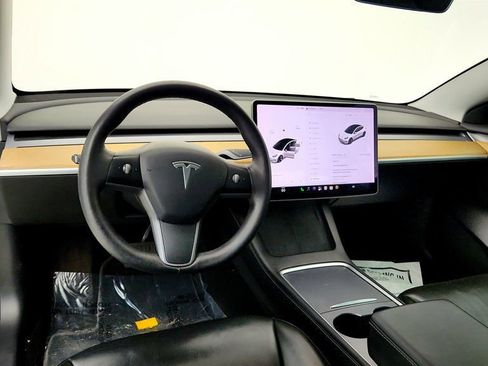 Used 2021 Tesla Model 3 Standard Range Plus RWD image 11