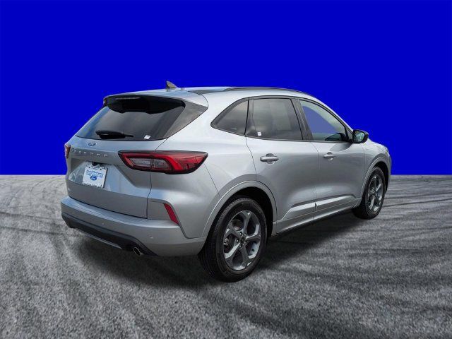 Certified 2023 Ford Escape ST-Line w/ Tech Pack #1 FWD image 4