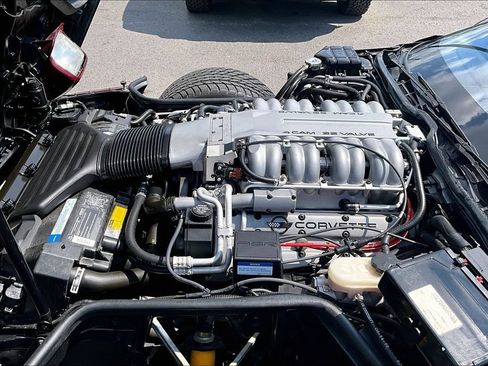Used 1993 Chevrolet Corvette ZR1 RWD image 28