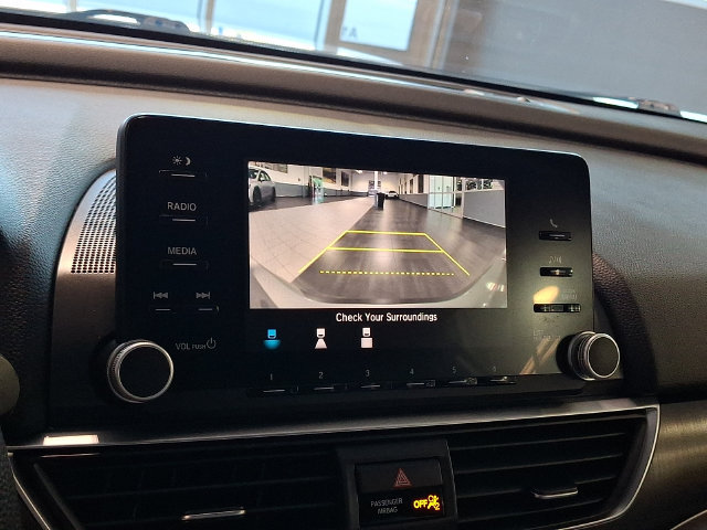 Used 2018 Honda Accord LX image 15