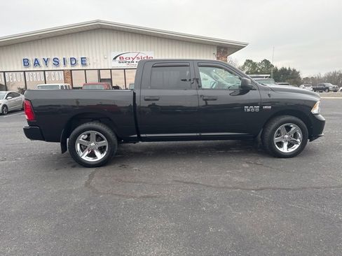 Used 2018 RAM 1500 Express w/ Express Value Package image 5