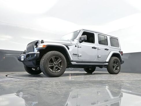 Used 2021 Jeep Wrangler Unlimited Sahara image 44