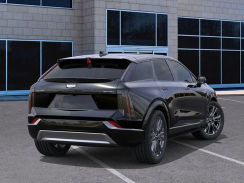 New 2025 Cadillac Optiq Sport 2 image 5