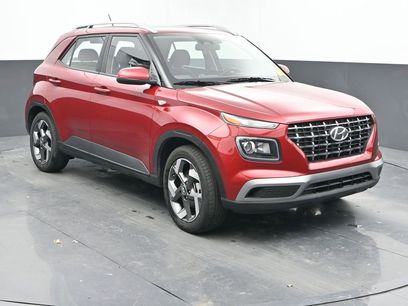 Used 2025 Hyundai Venue SEL