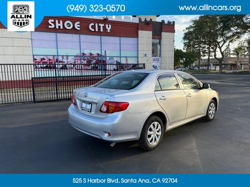 Used 2009 Toyota Corolla LE FWD image 4