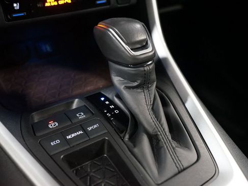 Used 2023 Toyota RAV4 Limited image 21