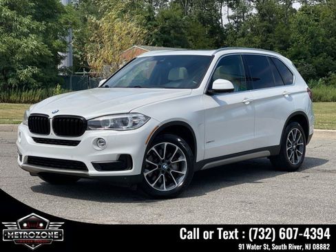 Used 2017 BMW X5 xDrive50i w/ Executive Package AWD/4WD image 1