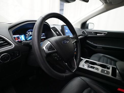 Used 2024 Ford Edge SEL w/ Convenience Package AWD/4WD image 8