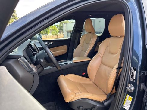 Used 2022 Volvo XC60 T8 Inscription w/ Advanced Package AWD/4WD image 4