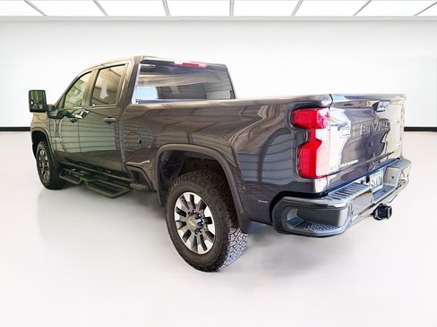 Used 2024 Chevrolet Silverado 2500 Custom w/ Custom Value Package AWD/4WD image 11