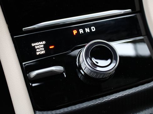 New 2025 Jeep Grand Cherokee Limited image 15