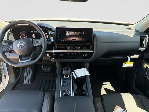 New 2026 Nissan Pathfinder SL AWD/4WD image 19