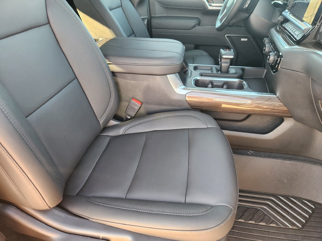 New 2026 Chevrolet Silverado 1500 RST AWD/4WD image 10