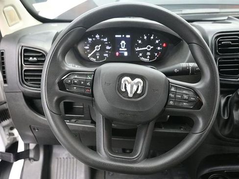Used 2025 RAM ProMaster 2500 w/ Convenience Group FWD image 18