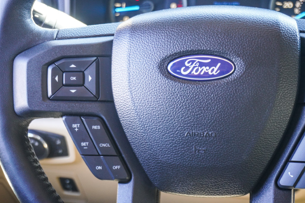 Used 2017 Ford F150 XLT w/ Equipment Group 301A Mid AWD/4WD image 17