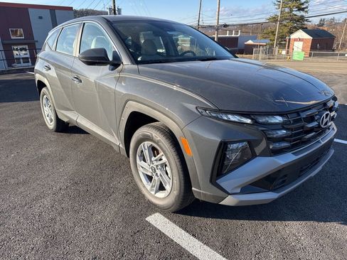 New 2026 Hyundai Tucson SE image 3