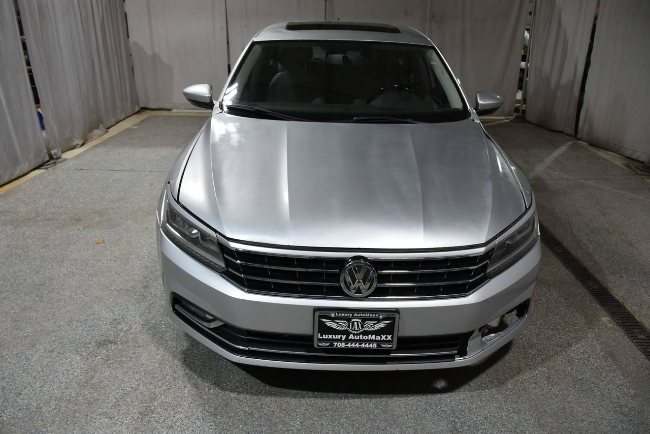 Used 2017 Volkswagen Passat 1.8T SE FWD image 2