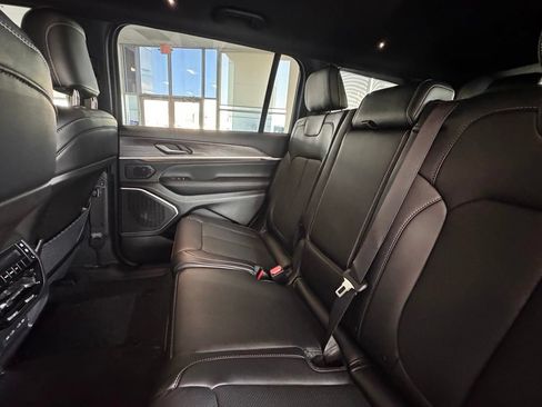 New 2026 Jeep Grand Cherokee L Limited AWD/4WD image 17