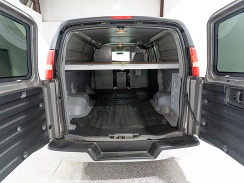 Used 2008 Chevrolet Express 1500 w/ Power Package RWD image 9