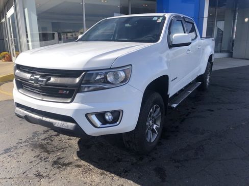 Used 2017 Chevrolet Colorado Z71 image 2