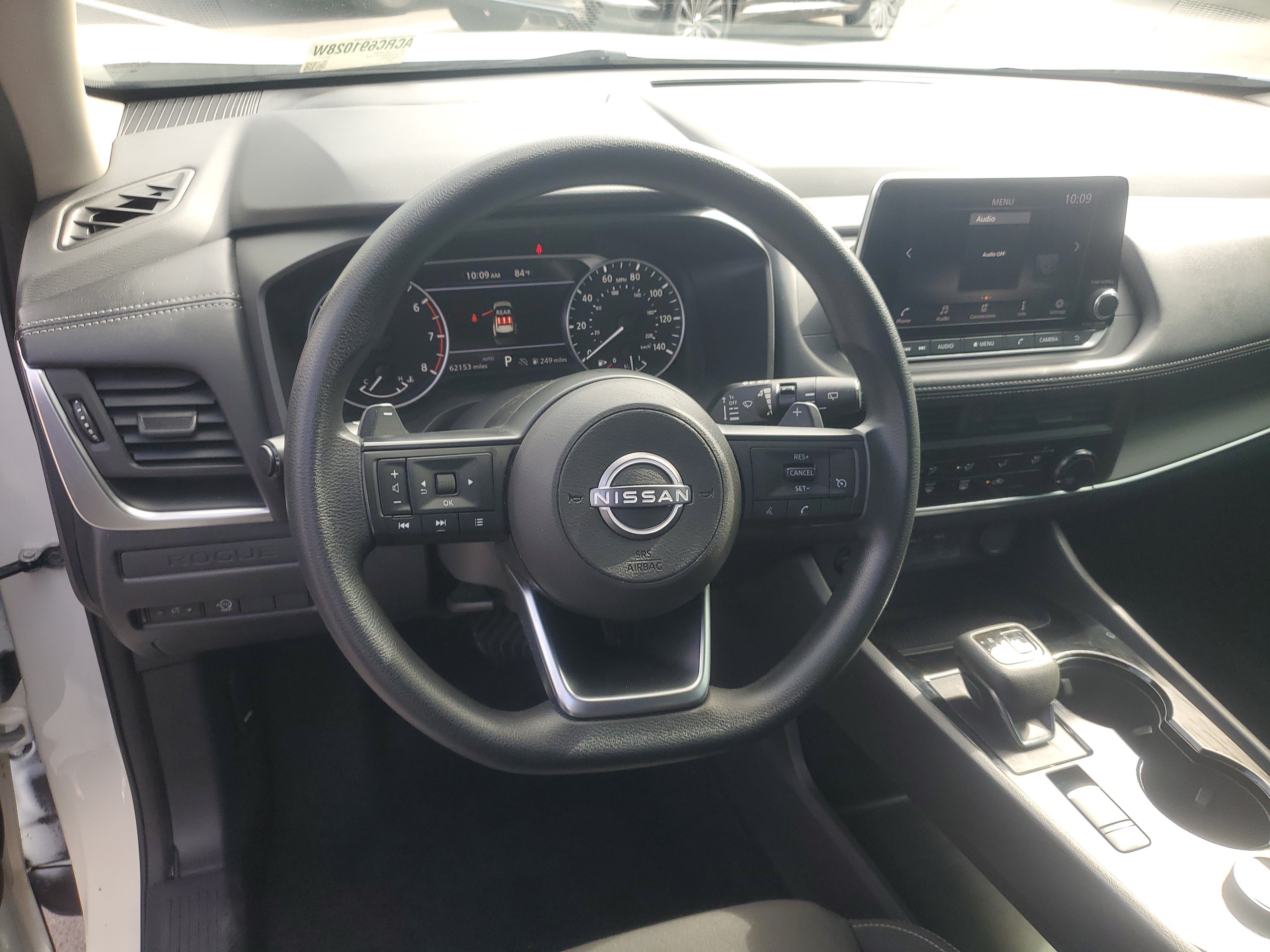 Used 2024 Nissan Rogue S AWD/4WD image 15