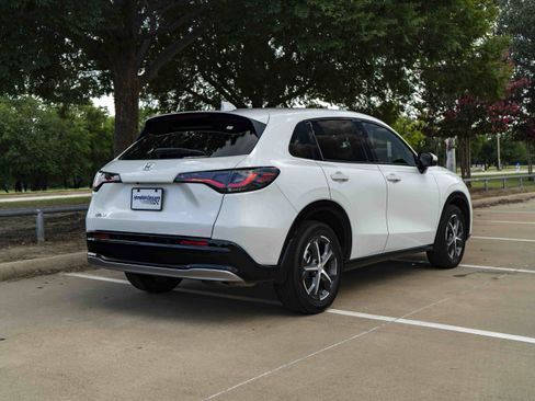 Used 2025 Honda HR-V EX-L image 9