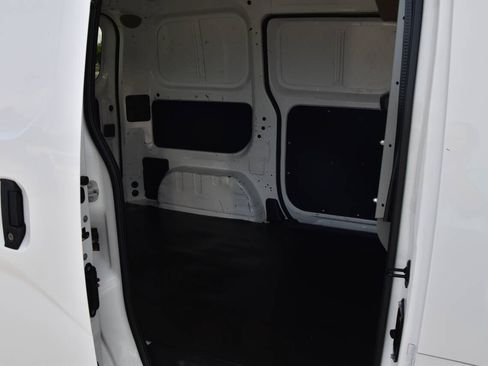 Used 2017 Nissan NV200 S w/ Back Door Glass Package FWD image 11