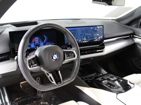 Used 2024 BMW 530i w/ M Sport Package image 7