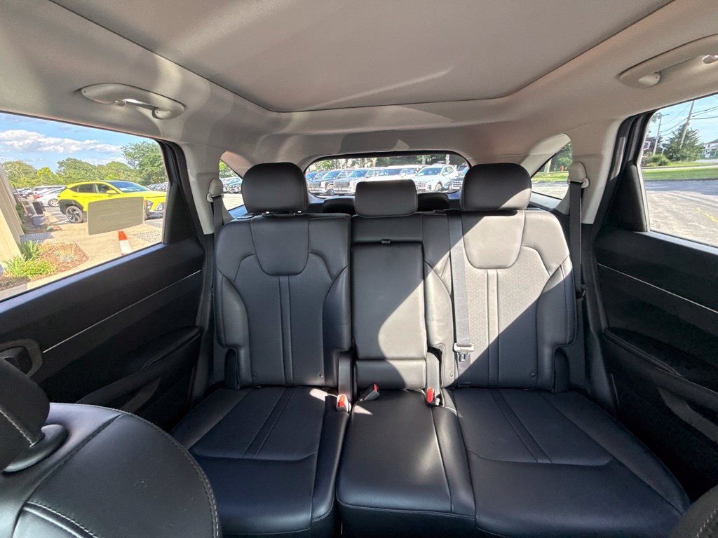 Used 2023 Kia Sorento S w/ Panoramic Sunroof Package AWD/4WD image 27