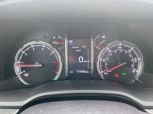 Used 2021 Toyota 4Runner Limited AWD/4WD image 19
