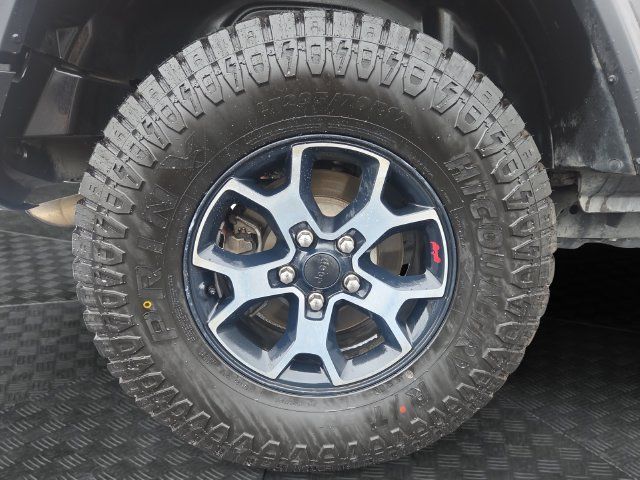 Used 2018 Jeep Wrangler Unlimited Rubicon AWD/4WD image 36