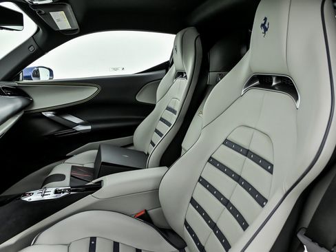 Used 2023 Ferrari SF90 Stradale image 22