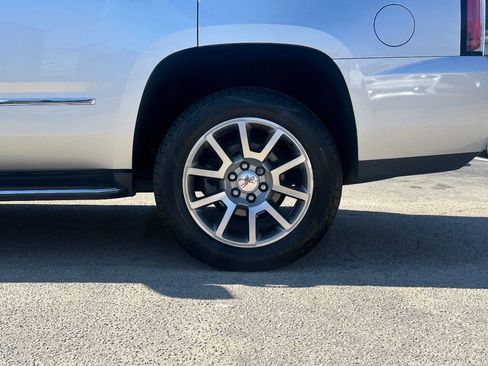Used 2018 GMC Yukon Denali image 47