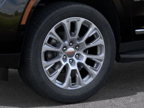 New 2026 GMC Yukon Denali image 9