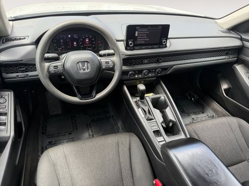 Used 2025 Honda Accord LX image 15