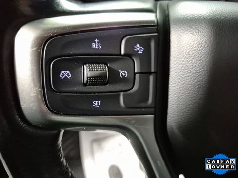 Used 2022 Chevrolet Suburban LT image 23