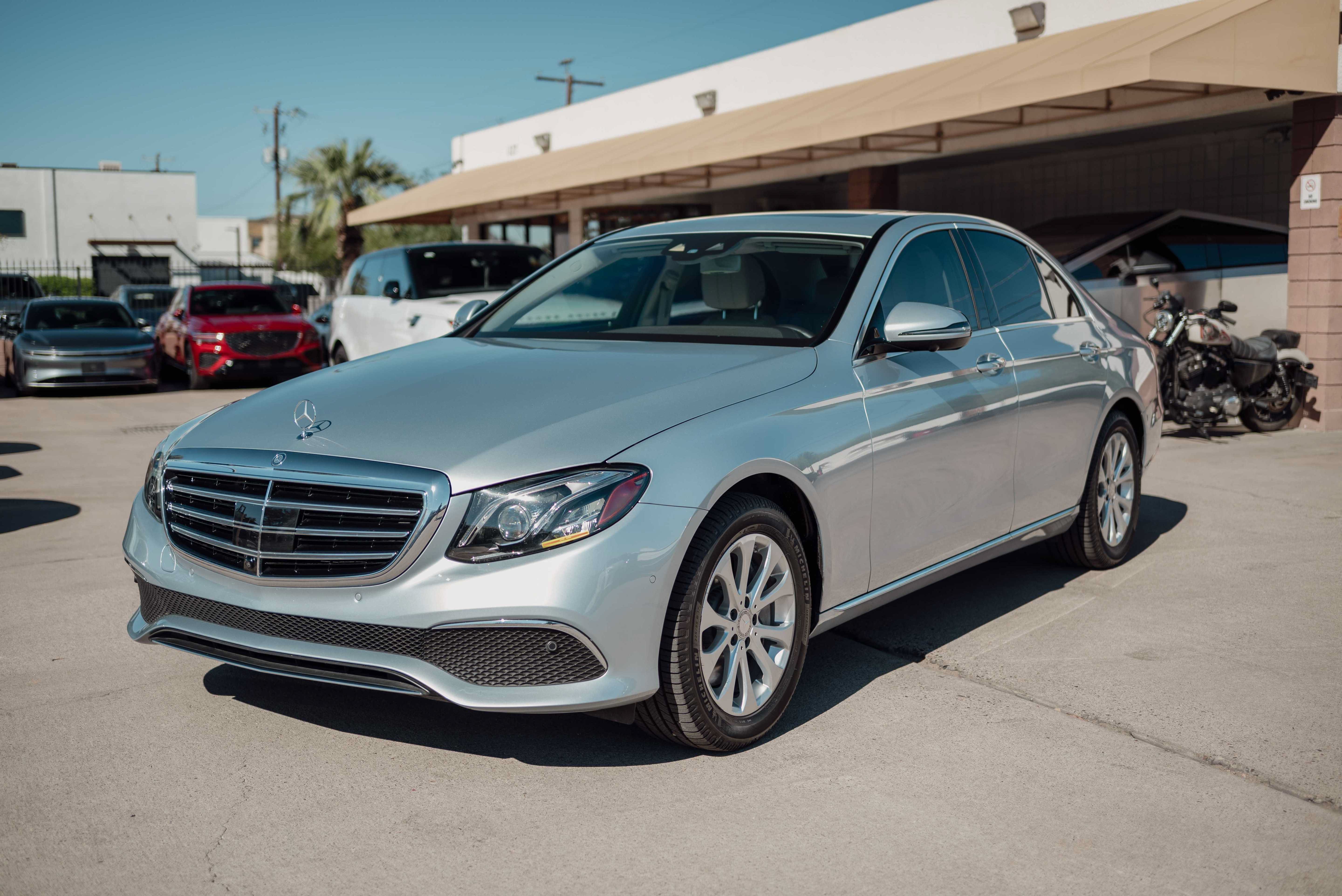 Used 2017 Mercedes-Benz E 300 image 1