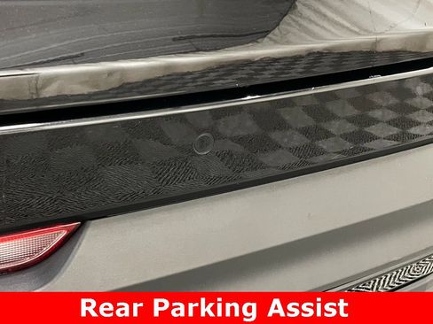 Certified 2023 Cadillac XT4 Sport w/ LPO, Onyx Lite Package image 13