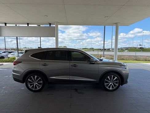 Used 2025 Acura MDX FWD w/ Technology Package image 5