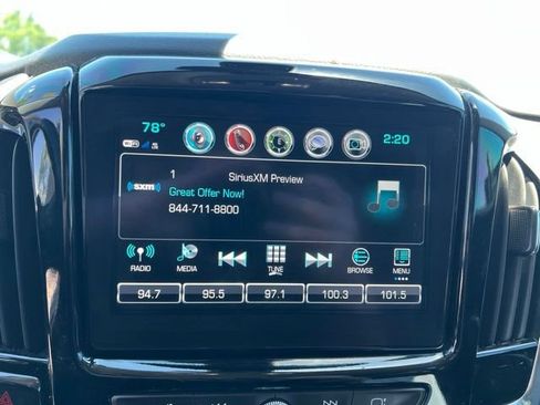 Used 2019 Chevrolet Traverse Premier w/ Driver Confidence II Package FWD image 18