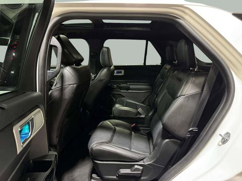 Used 2022 Ford Explorer ST w/ Equipment Group 401A image 26