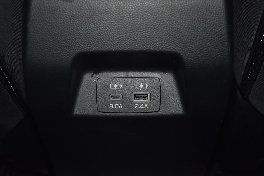 Used 2025 Subaru Crosstrek 2.5i Premium AWD/4WD image 28