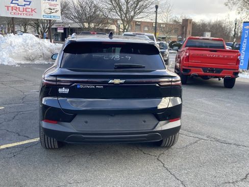New 2026 Chevrolet Equinox EV LT image 6